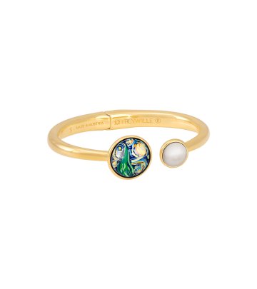 Spring Bracelet with Pearl