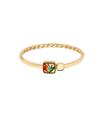 Golden Square Clasp Bracelet