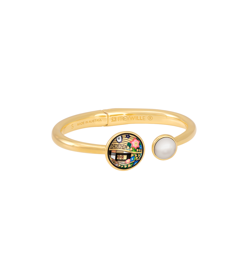 Spring Bracelet with Pearl