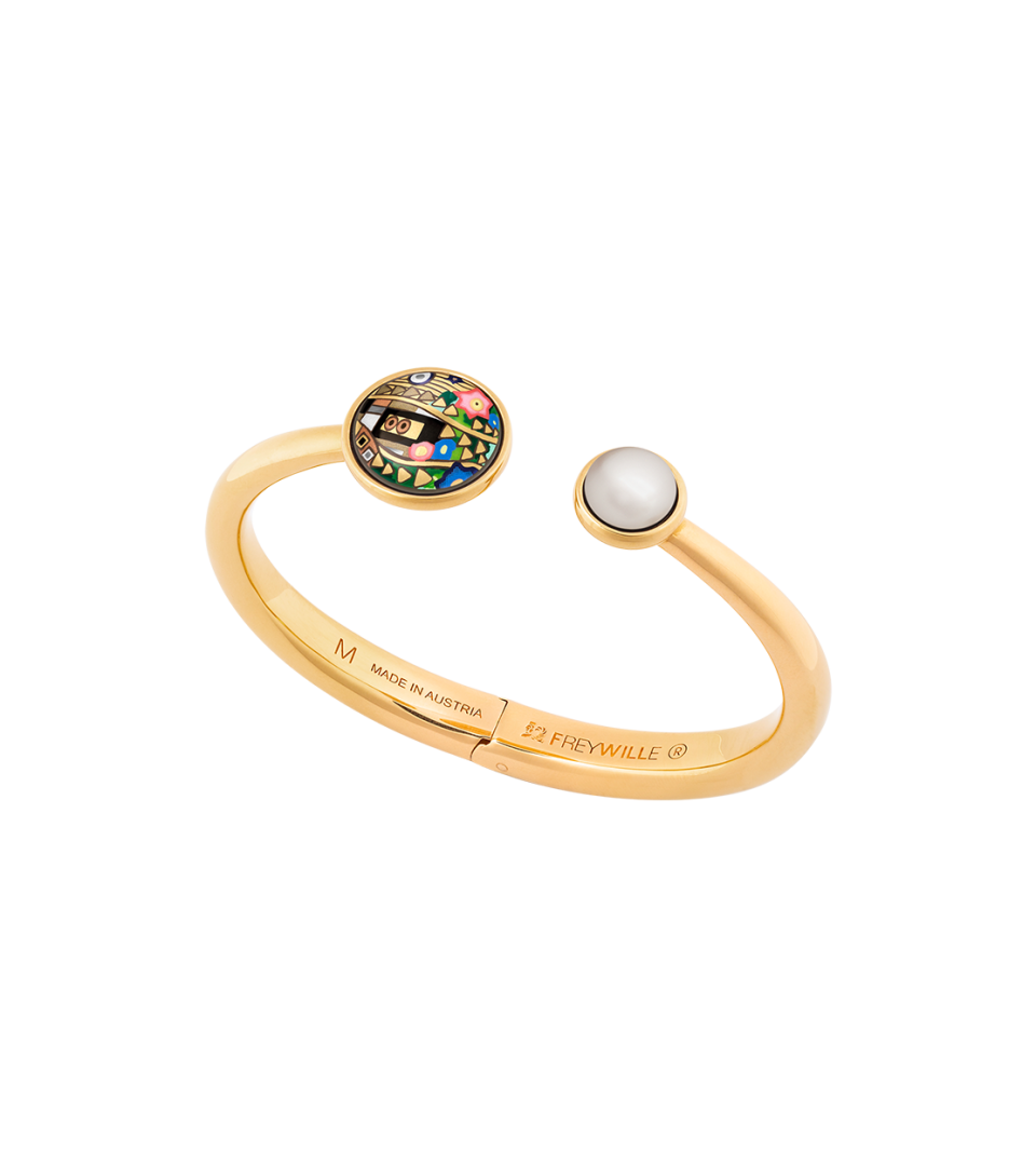 Spring Bracelet with Pearl
