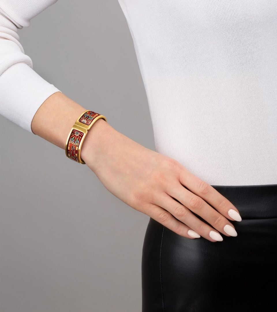Clasp Bangle Regina