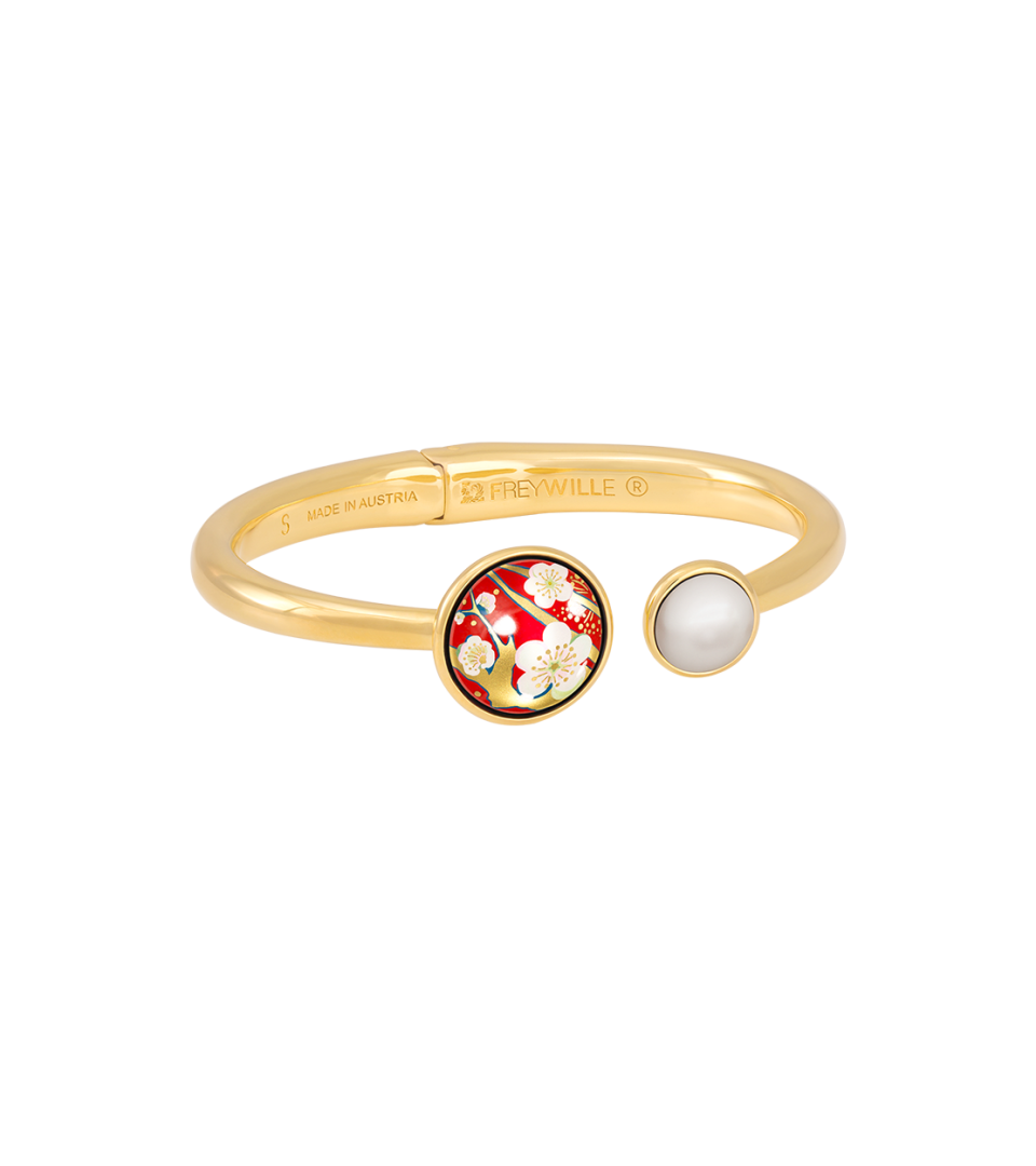 Spring Bracelet with Pearl