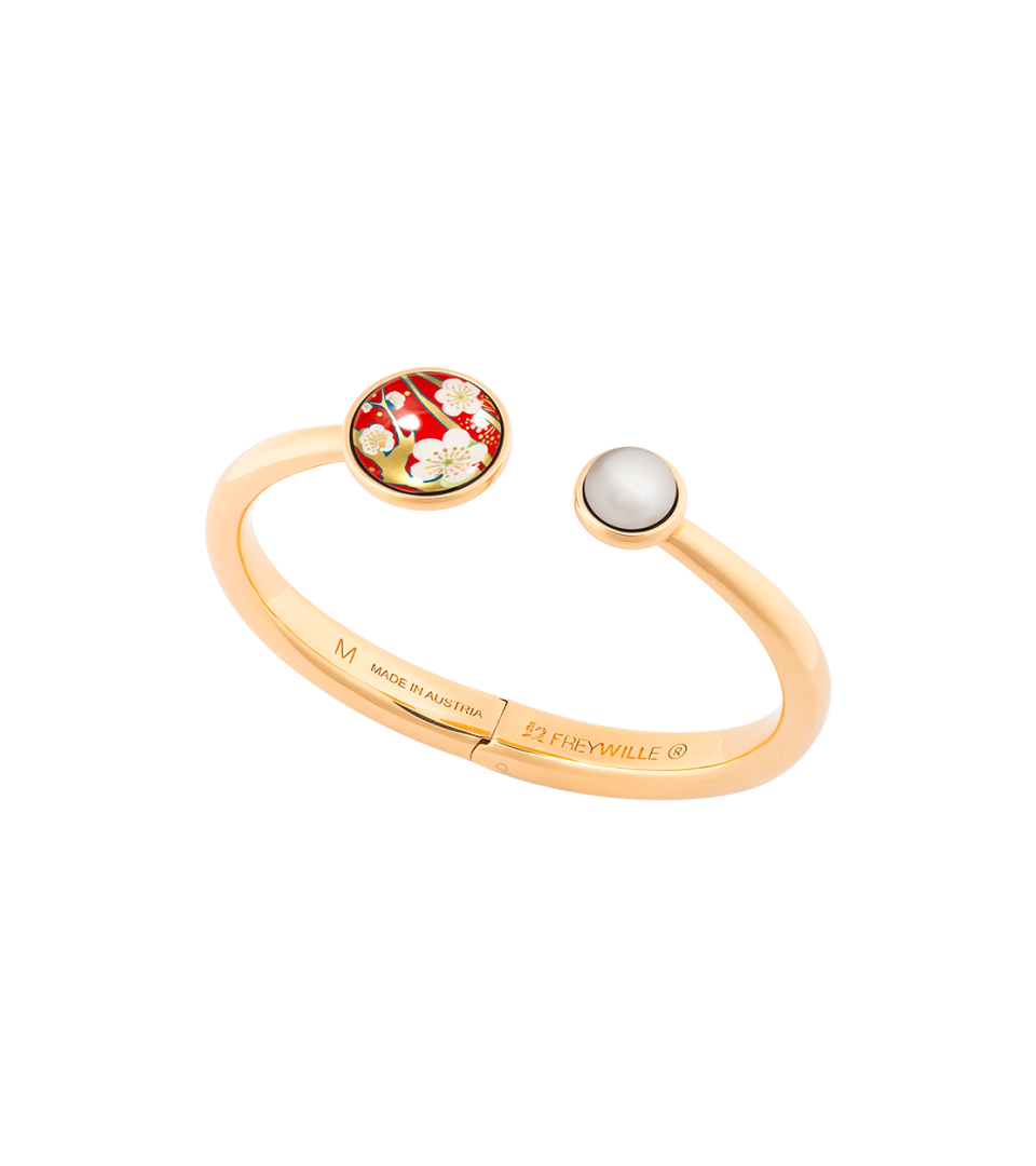 Spring Bracelet with Pearl