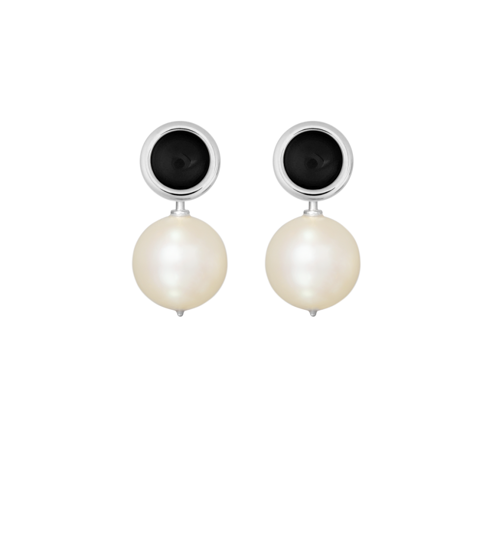 Monochrome Ocean Drops