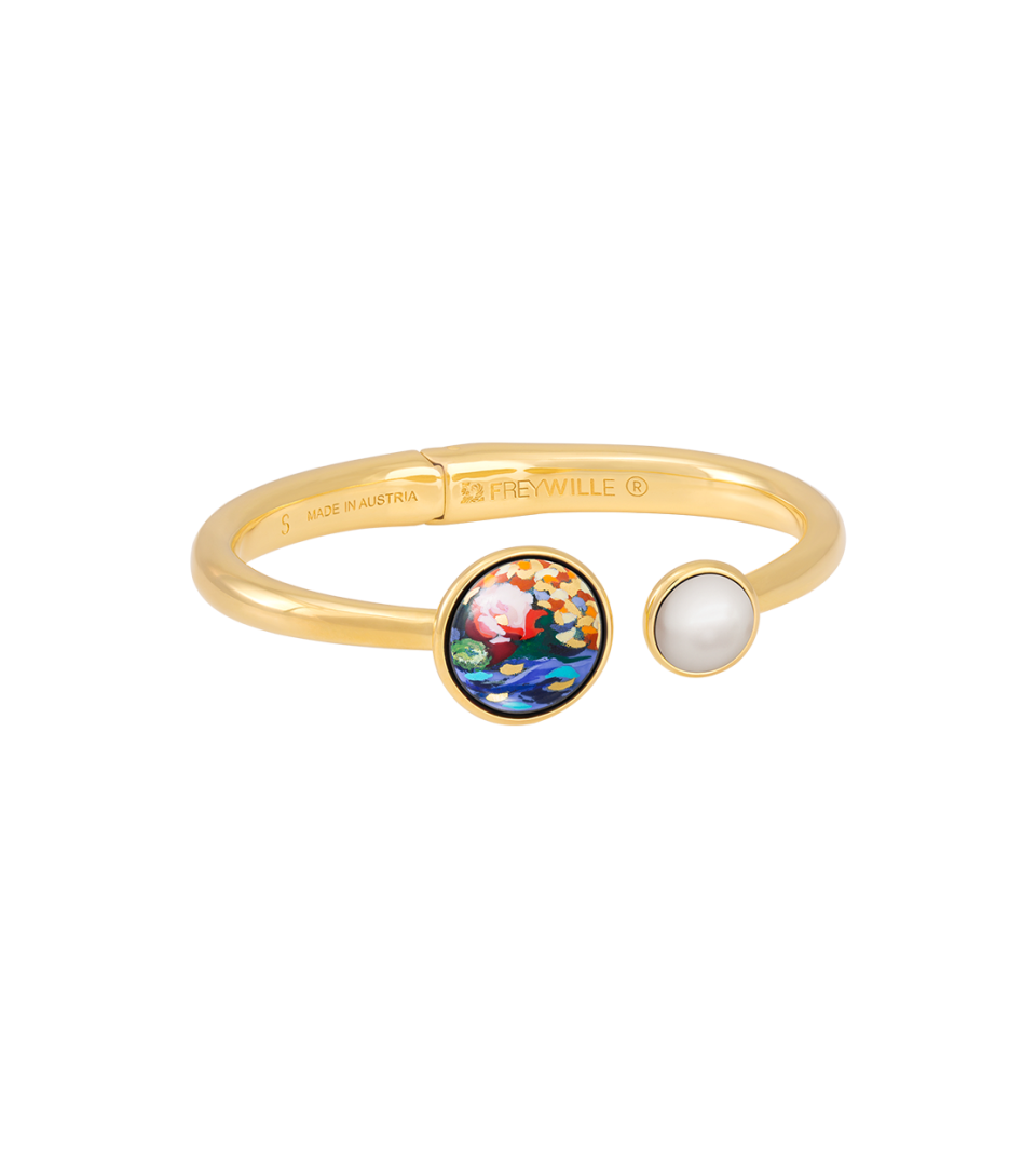 Spring Bracelet with Pearl