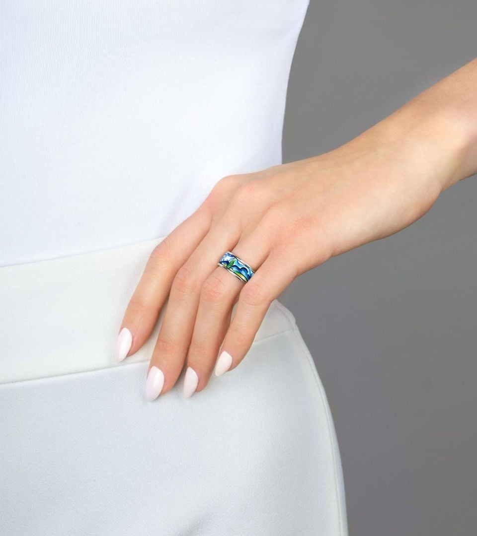 Ring Miss