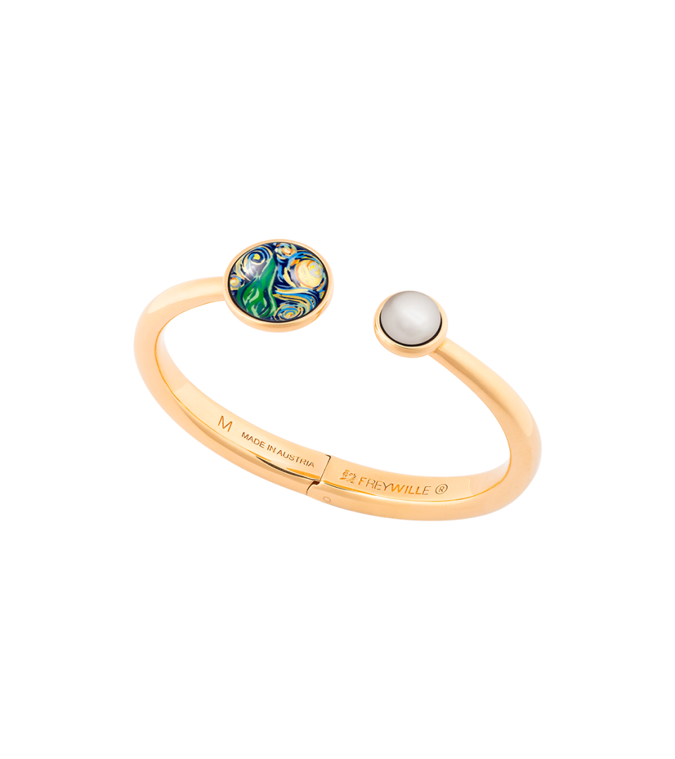Spring Bracelet with Pearl