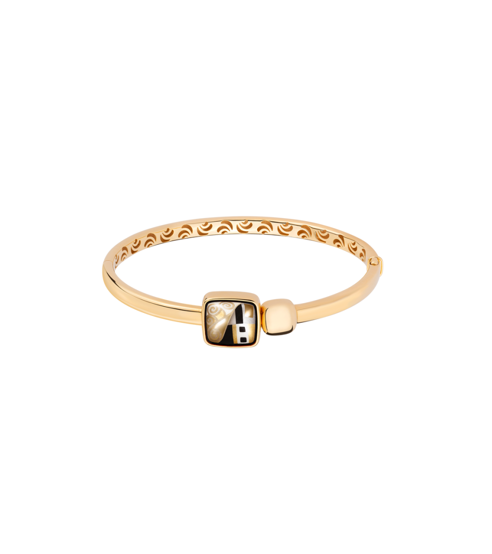 Golden Square Clasp Bracelet
