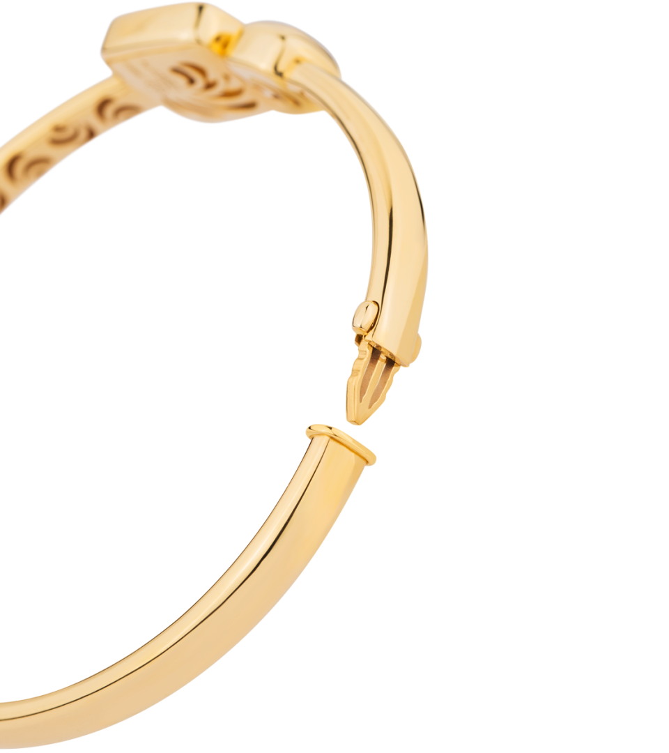 Golden Square Clasp Bracelet