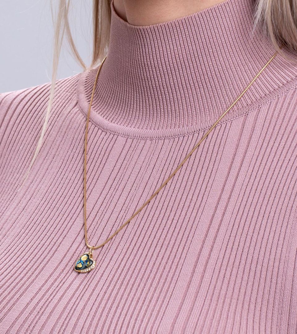Pendant Heart with Diamonds