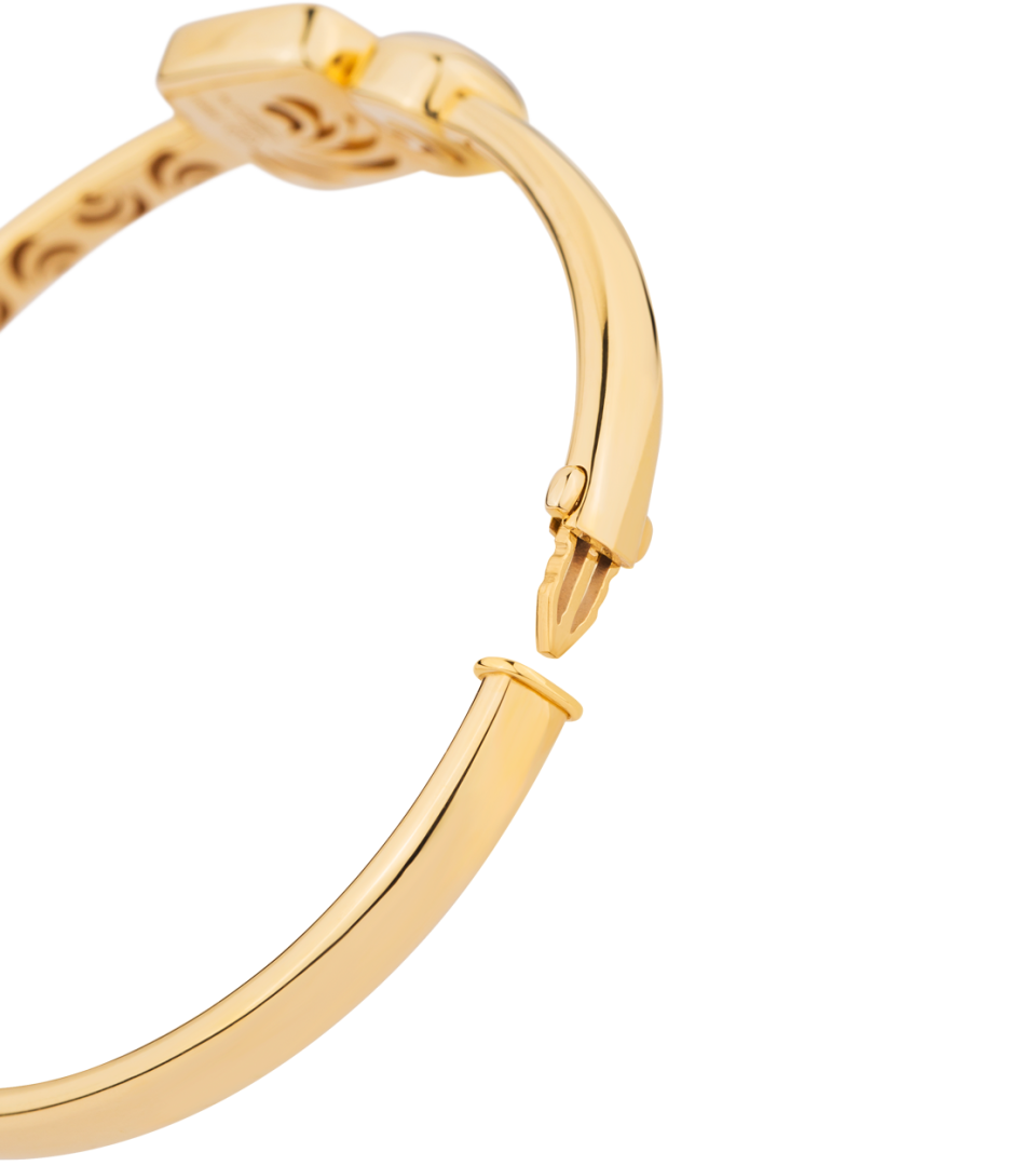 Golden Square Clasp Bracelet