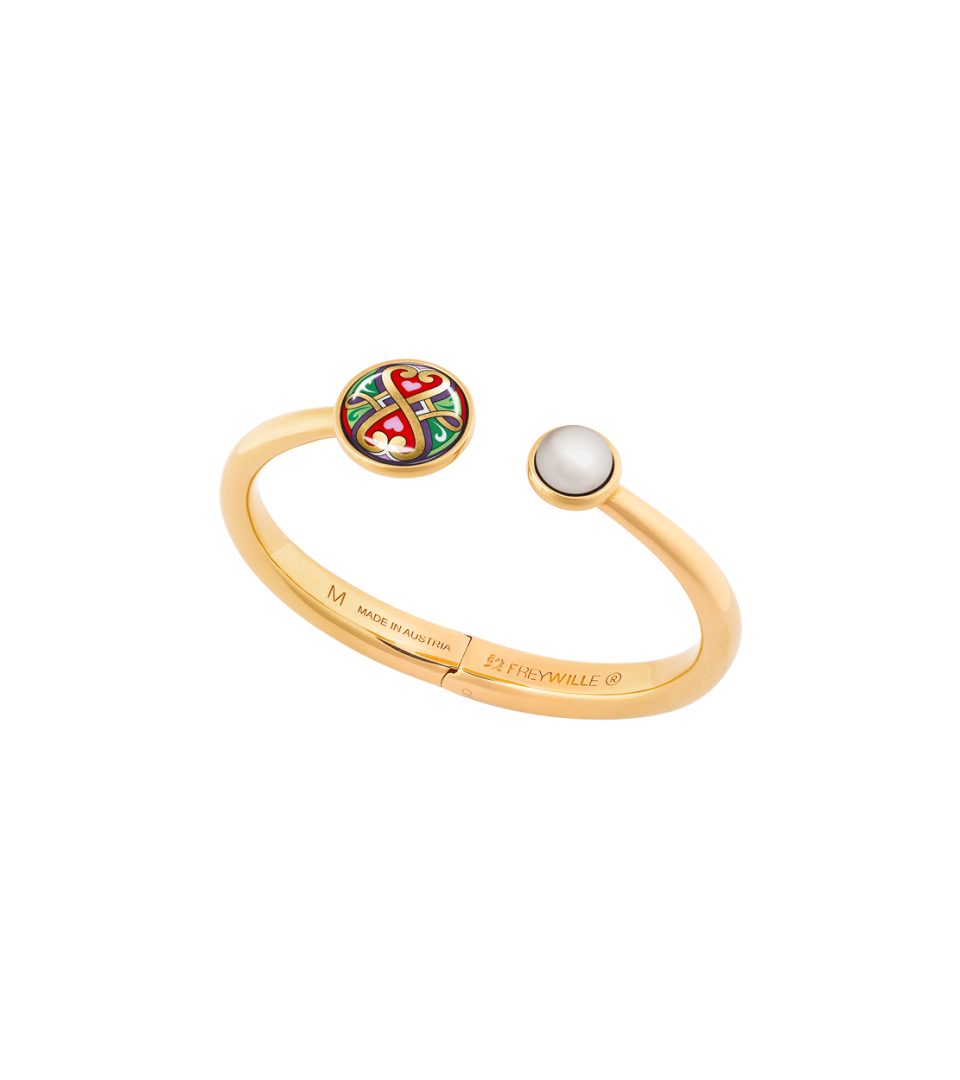 Spring Bracelet with Pearl